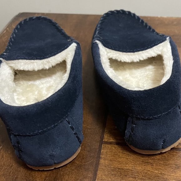 Land’s End Boys Slippers, Size 1 - Picture 2 of 3